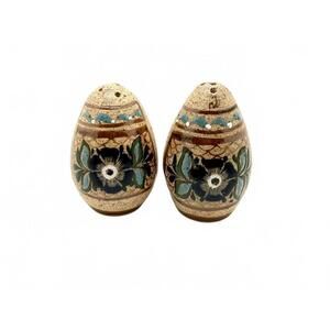 Vintage Handmade Studio Pottery Salt & Pepper Shakers Southwest Folk Art